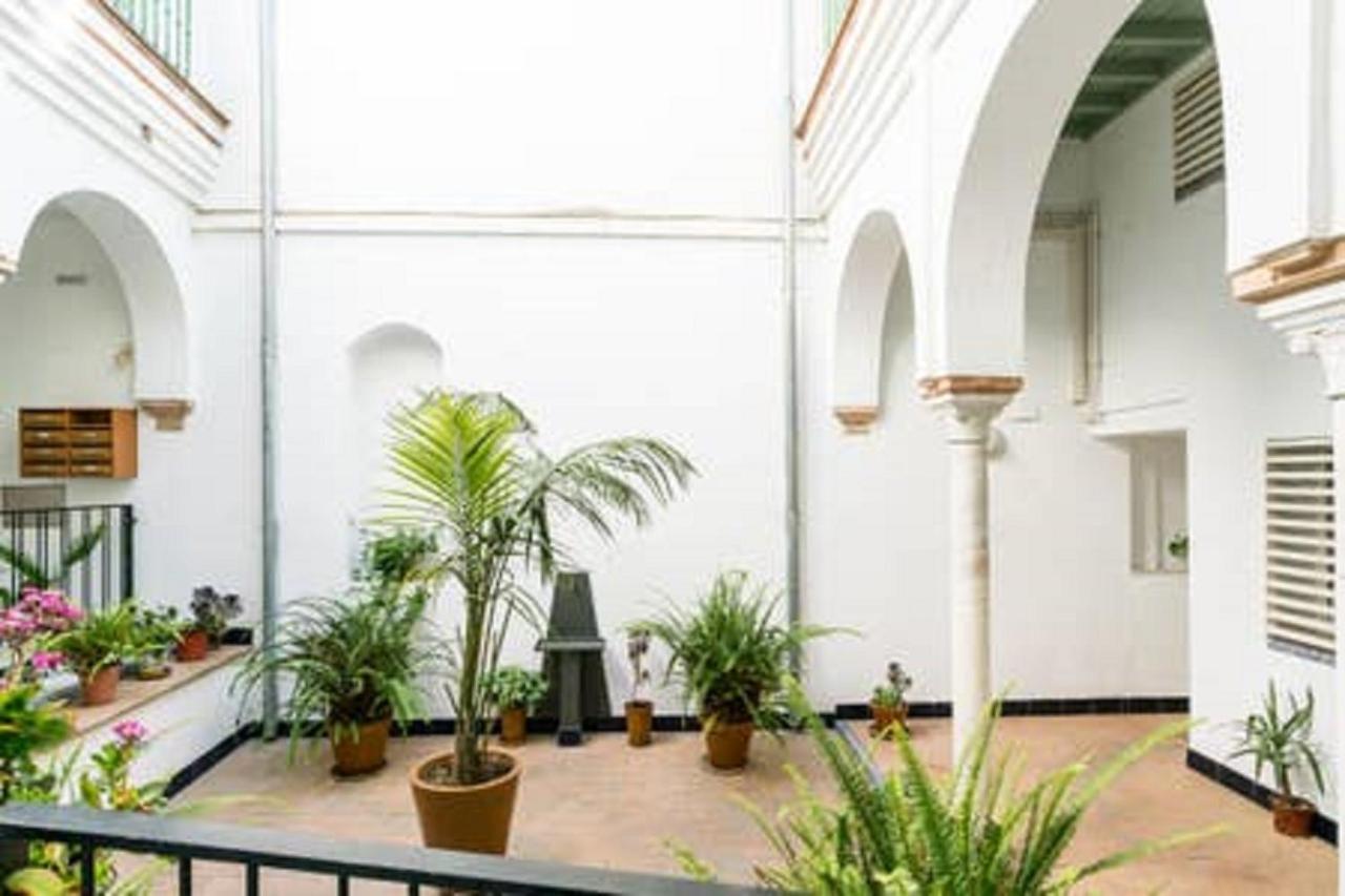 Sevilla Plaza Del Altozano Luaran gambar