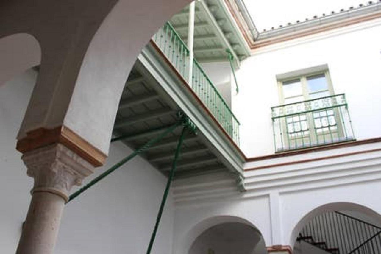 Sevilla Plaza Del Altozano Luaran gambar